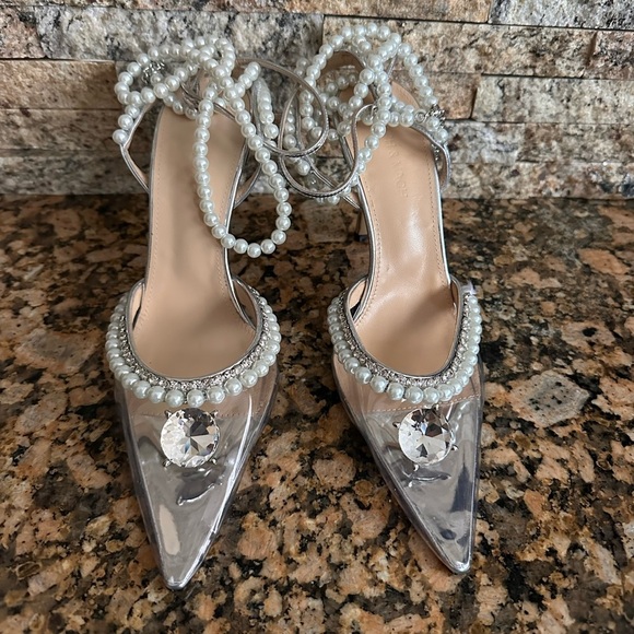 MACH & MACH Diamond of Elizabeth Imitation Pearl Pointed Toe Pumps - Picture 6 of 10